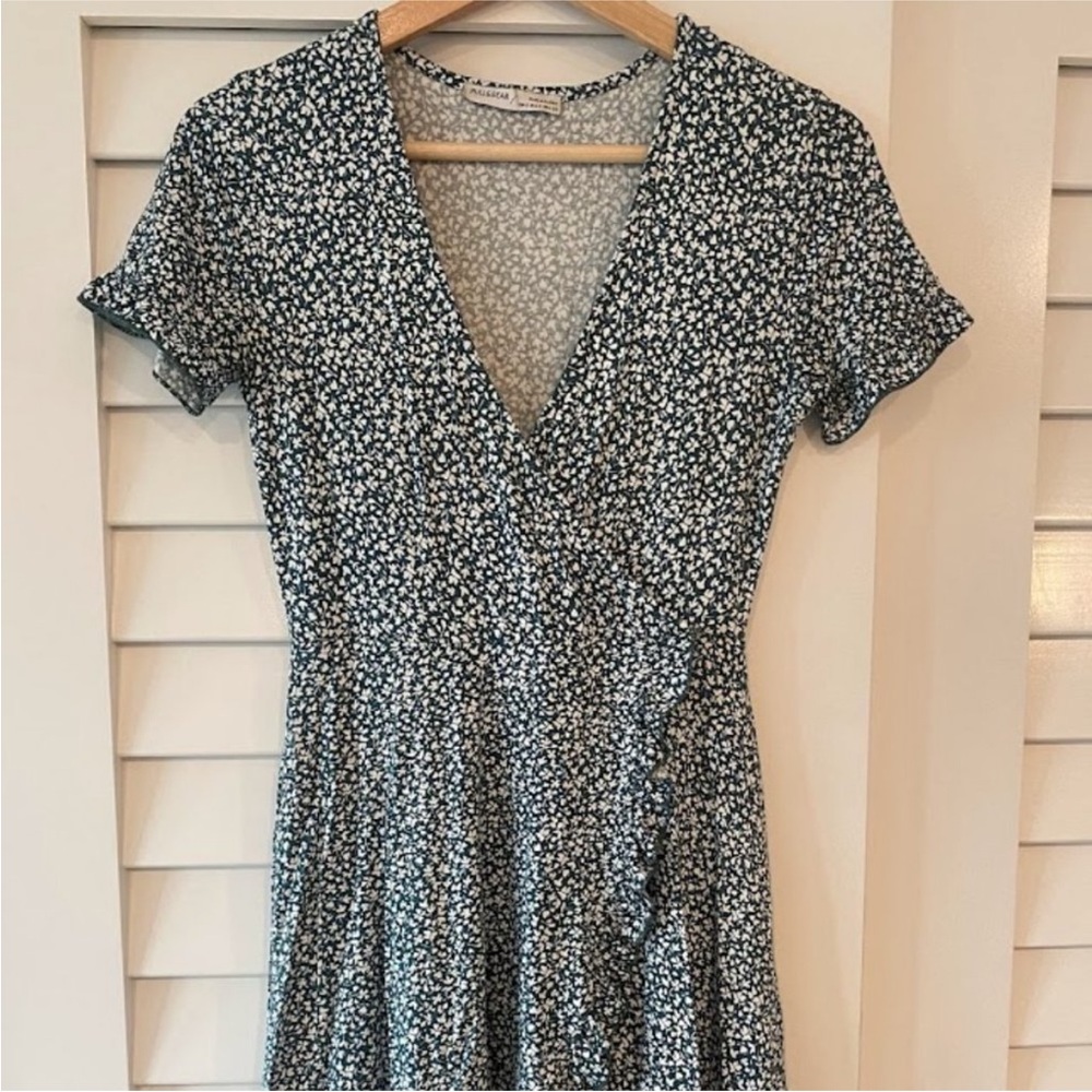 Pull&Bear Green Mini Dress with White Floral Print - Picture 11 of 16